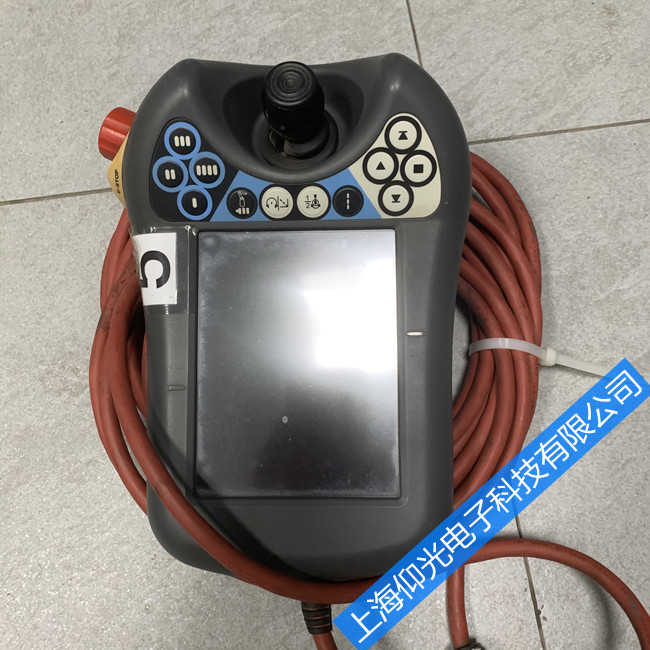 ABB機(jī)器人示教器DSQC679 3HAC028357-001點(diǎn)擊沒(méi)反應(yīng)維修